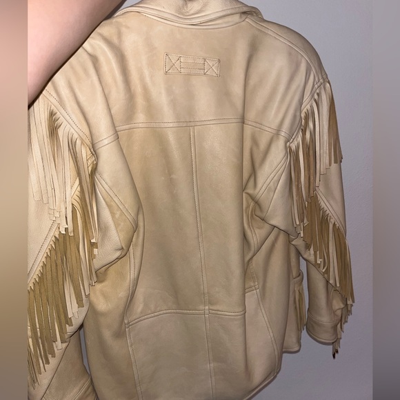 Fringe genuine leather cream colored jacket - Picture 4 of 4